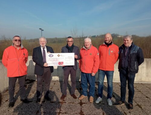 La société Petit Pierre remet 11 000€ à la SNSM de Boulogne-sur-Mer